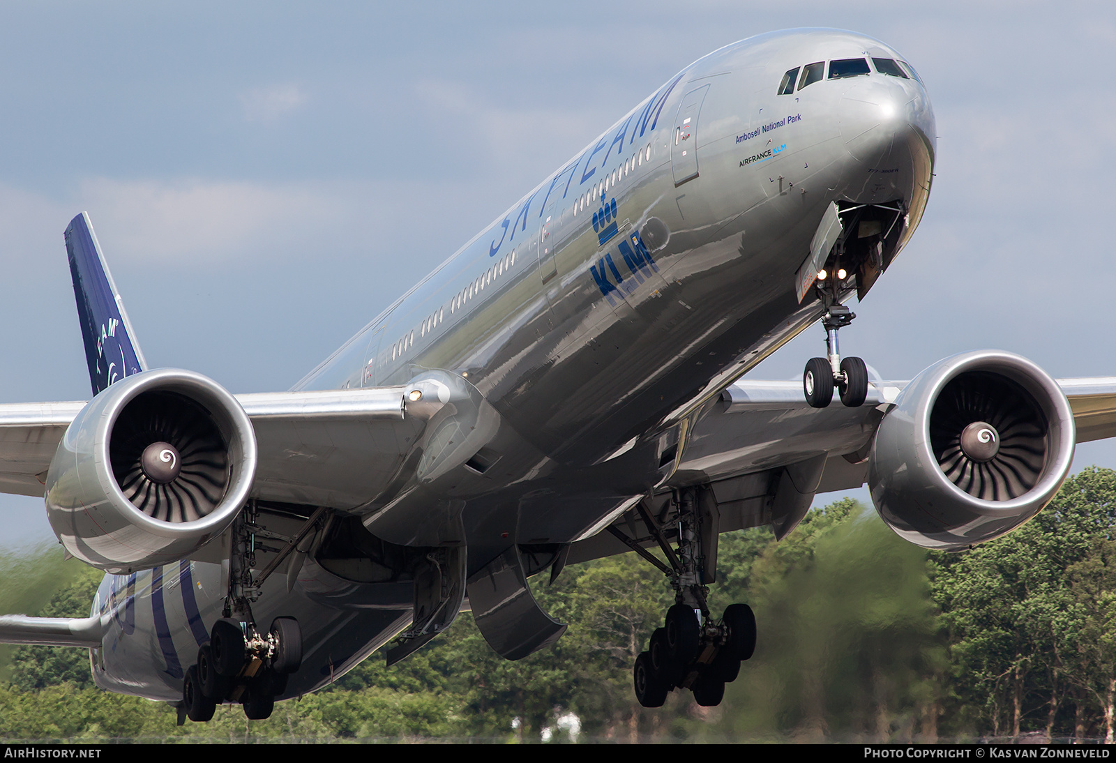 Aircraft Photo of PH-BVD | Boeing 777-306/ER | KLM - Royal Dutch Airlines | AirHistory.net #223454
