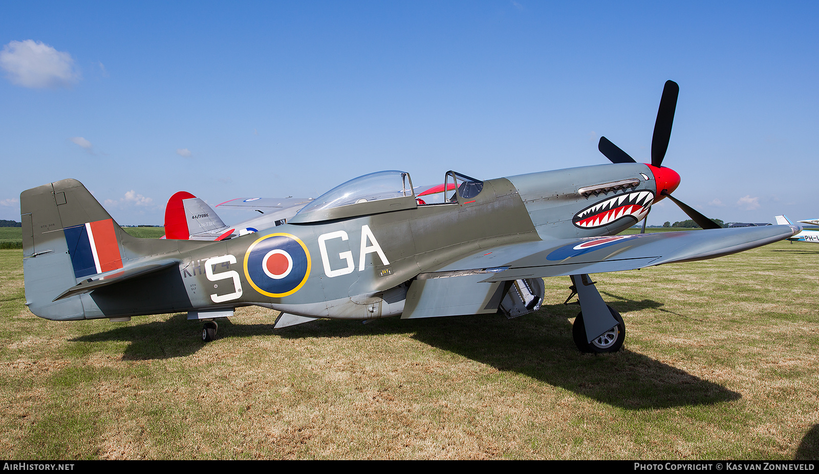 Aircraft Photo of G-SHWN / KH774 | North American P-51D Mustang | UK - Air Force | AirHistory.net #223469