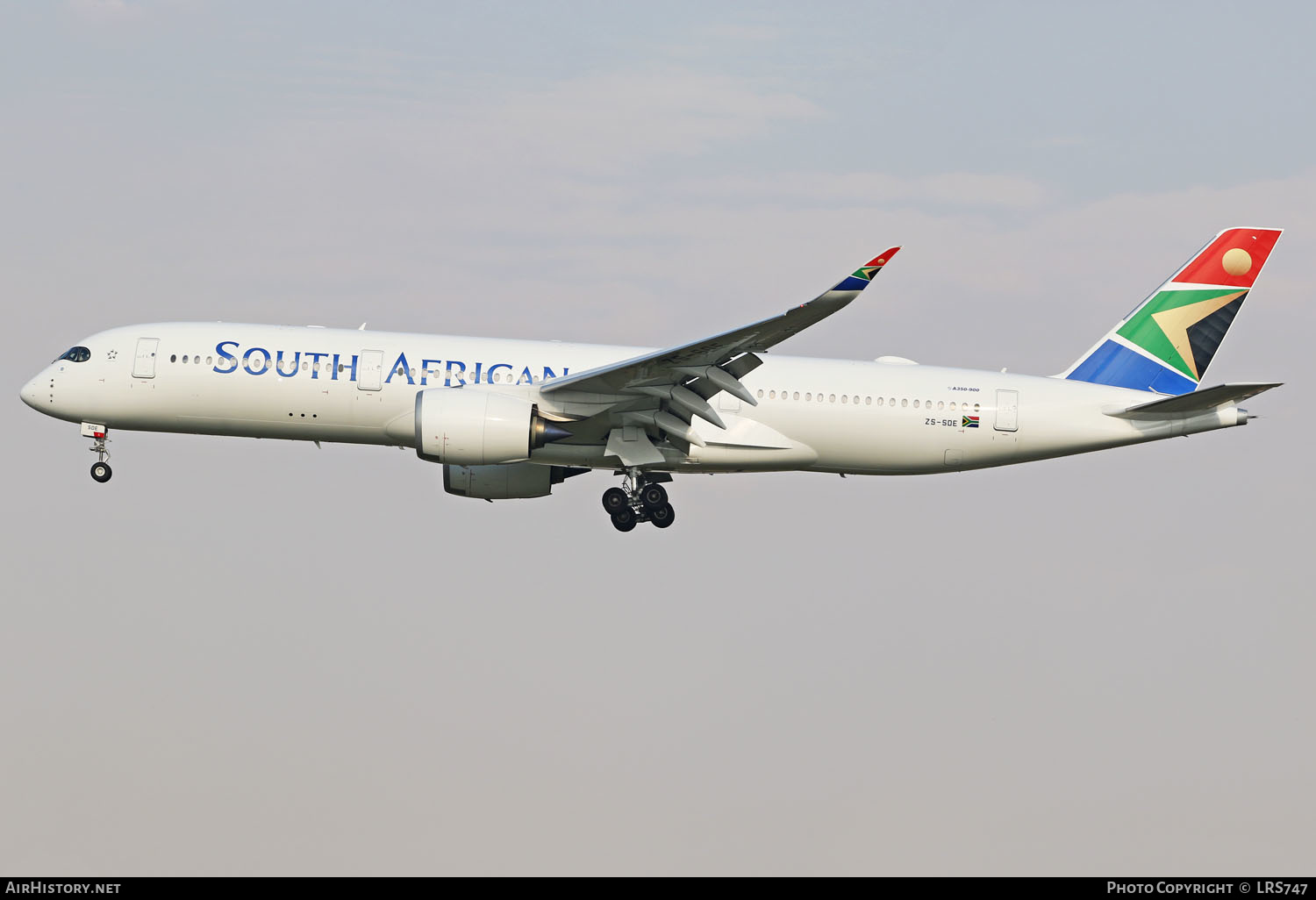 Aircraft Photo of ZS-SDE | Airbus A350-941 | South African Airways | AirHistory.net #223481