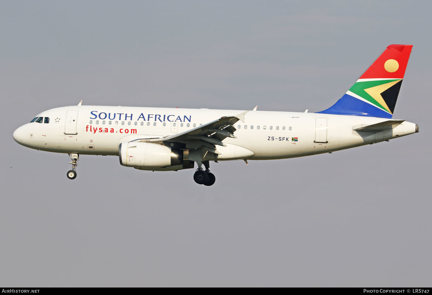 Aircraft Photo of ZS-SFK | Airbus A319-131 | South African Airways | AirHistory.net #223489