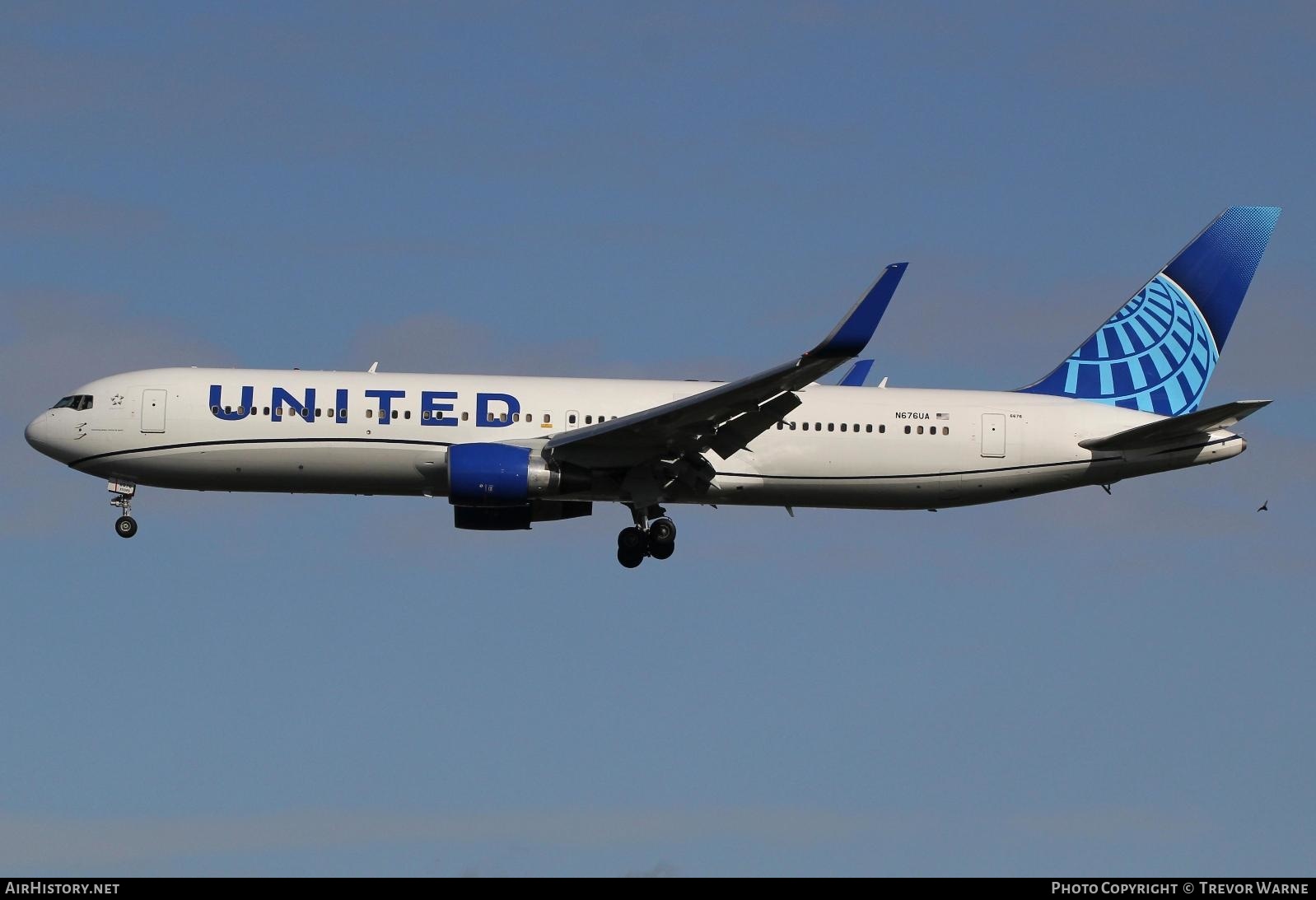 Aircraft Photo of N676UA | Boeing 767-322/ER | United Airlines | AirHistory.net #223495