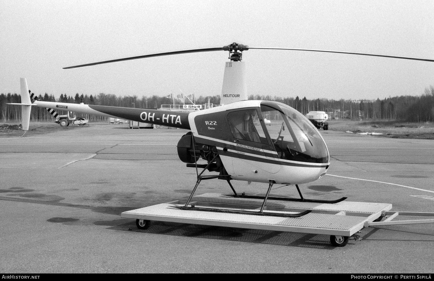Aircraft Photo of OH-HTA | Robinson R-22 Beta | Keskuslentokoulu | AirHistory.net #223512