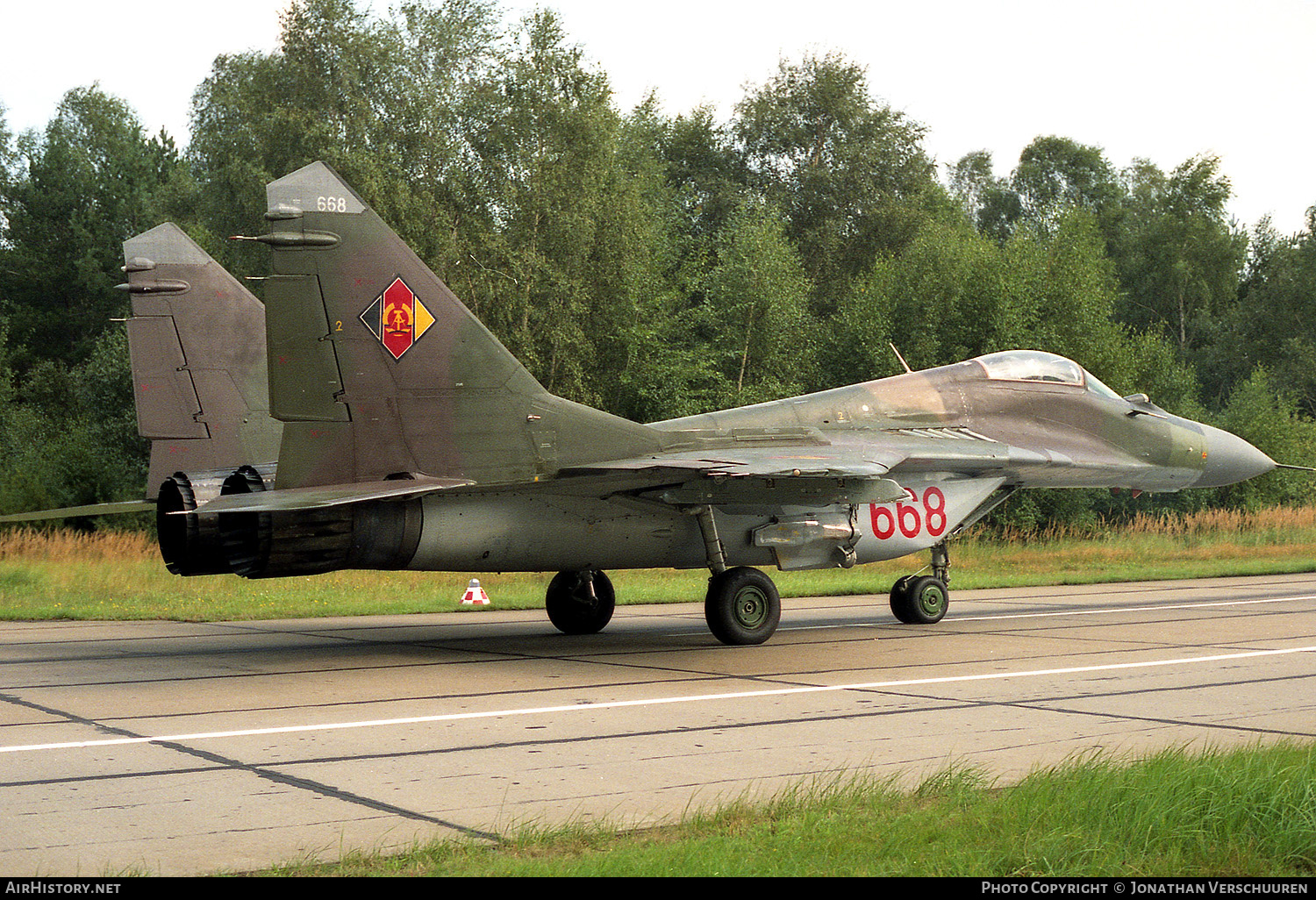 Aircraft Photo of 668 | Mikoyan-Gurevich MiG-29A (9-12A) | East Germany - Air Force | AirHistory.net #223565