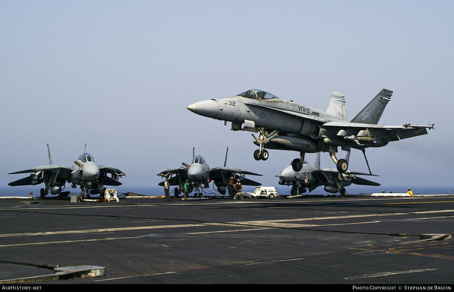 Aircraft Photo of 164631 | McDonnell Douglas F/A-18C Hornet | USA - Navy | AirHistory.net #223570