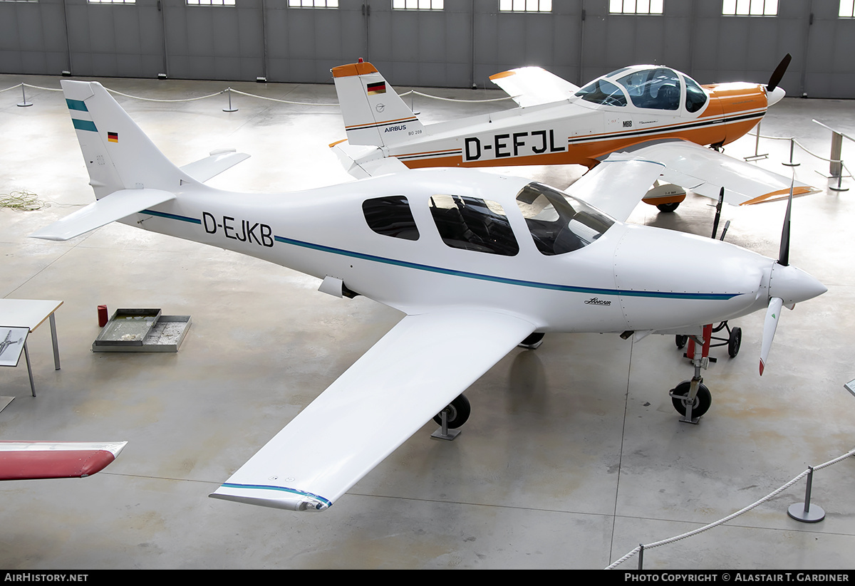 Aircraft Photo of D-EJKB | Lancair Lancair IV | AirHistory.net #223636