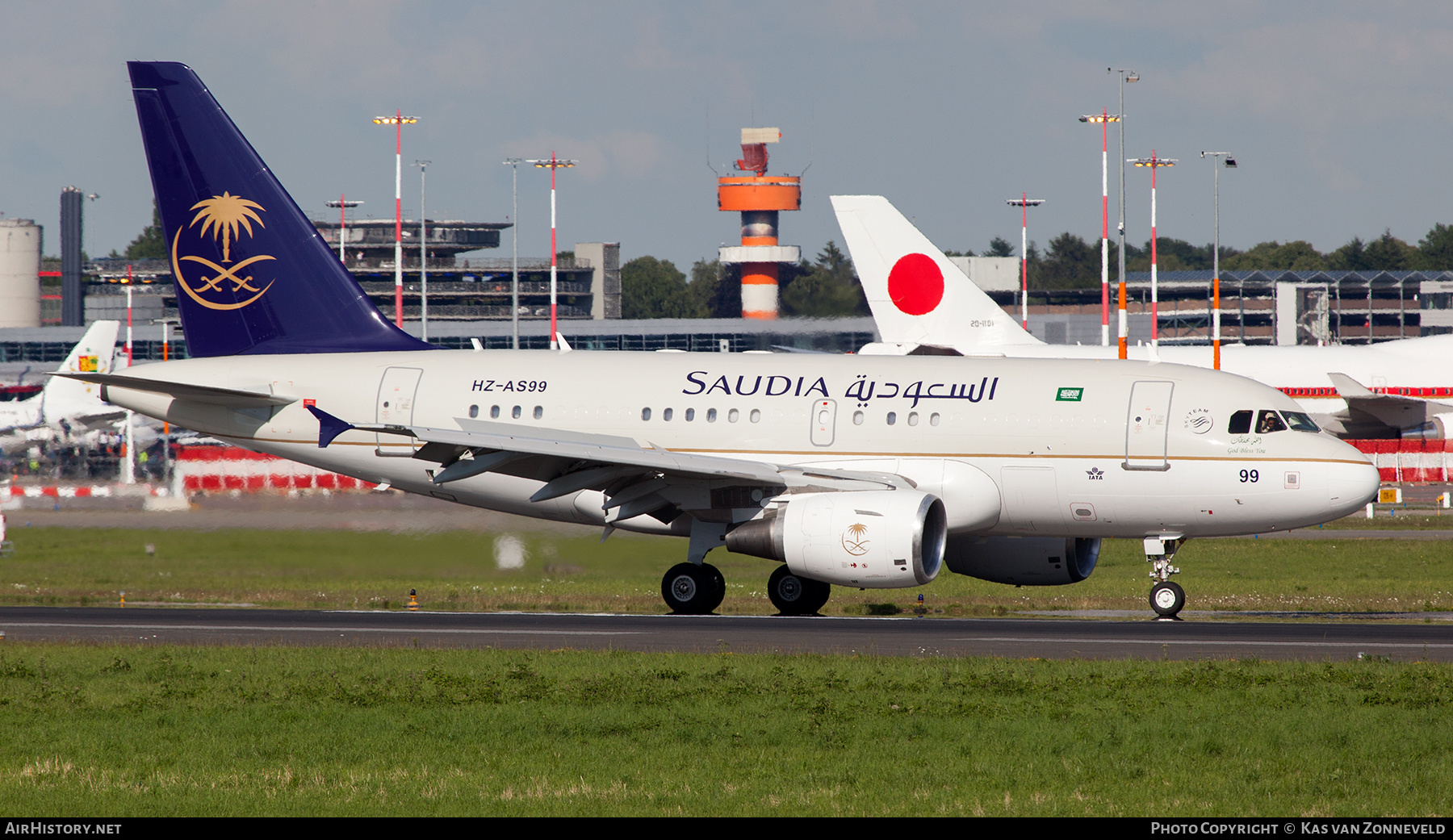 Aircraft Photo of HZ-AS99 | Airbus ACJ318 (A318-112/CJ) | Saudia - Saudi Arabian Royal Flight | AirHistory.net #223647