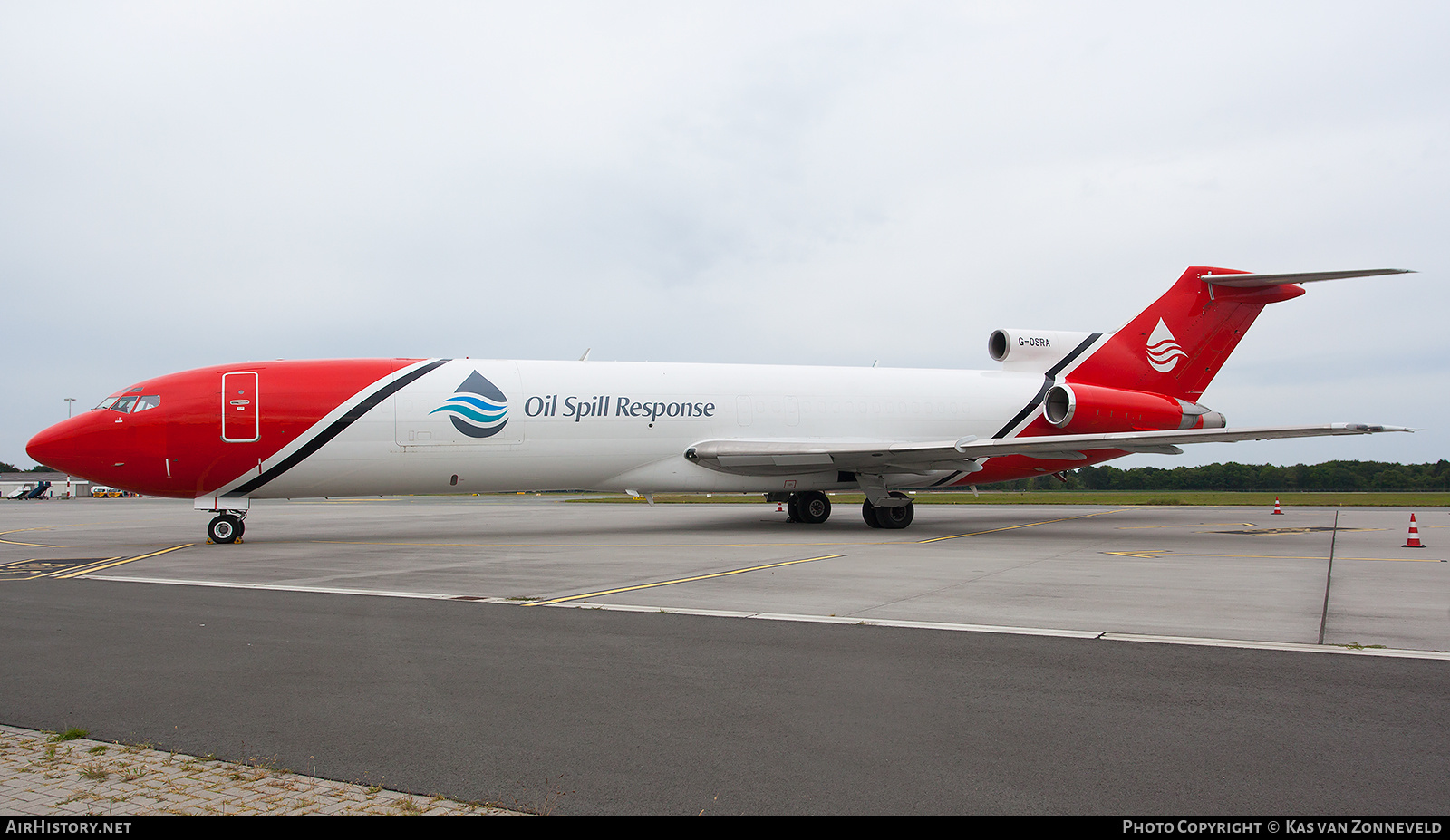 Aircraft Photo of G-OSRA | Boeing 727-2S2F/Adv(RE) Super 27 | Oil Spill Response | AirHistory.net #223656