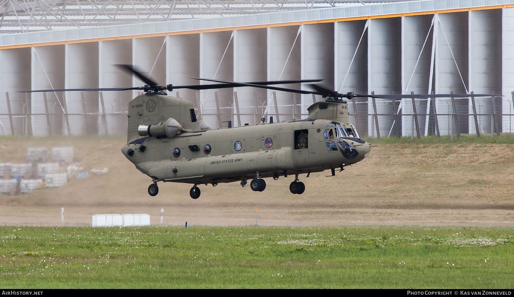 Aircraft Photo of 13-8434 / 13-08434 | Boeing CH-47F Chinook (414) | USA - Army | AirHistory.net #223670