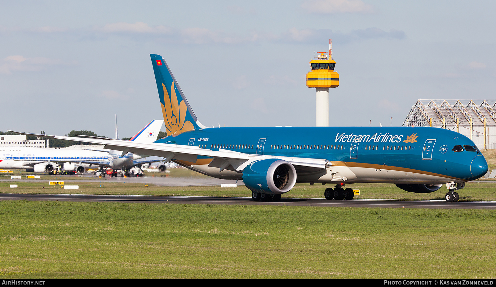 Aircraft Photo of VN-A868 | Boeing 787-9 Dreamliner | Vietnam Airlines | AirHistory.net #223697
