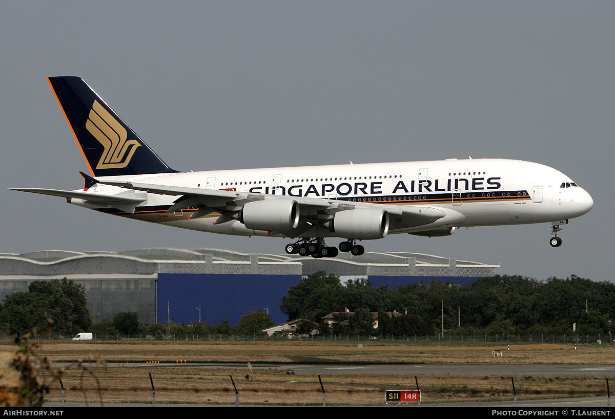 Aircraft Photo of 9V-SKA | Airbus A380-841 | Singapore Airlines | AirHistory.net #223747