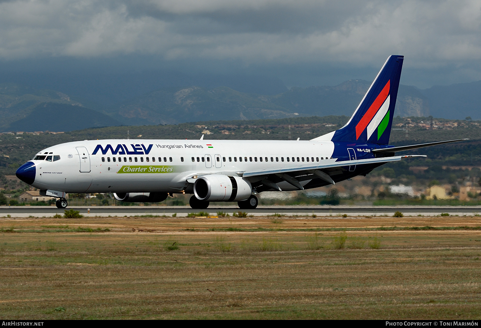 Aircraft Photo of HA-LOH | Boeing 737-83N | Malev - Hungarian Airlines Charter Services | AirHistory.net #223787