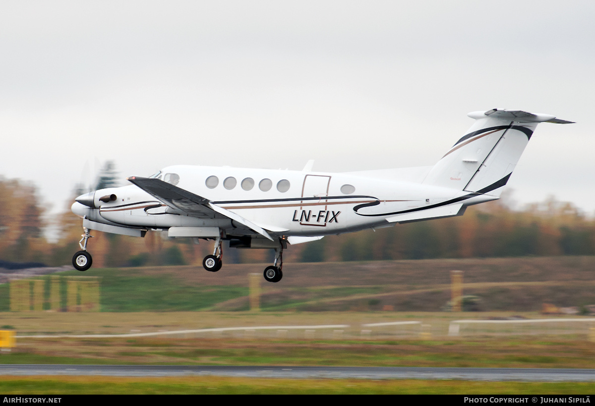 Aircraft Photo of LN-FIX | Raytheon B200 King Air | AirHistory.net #223940