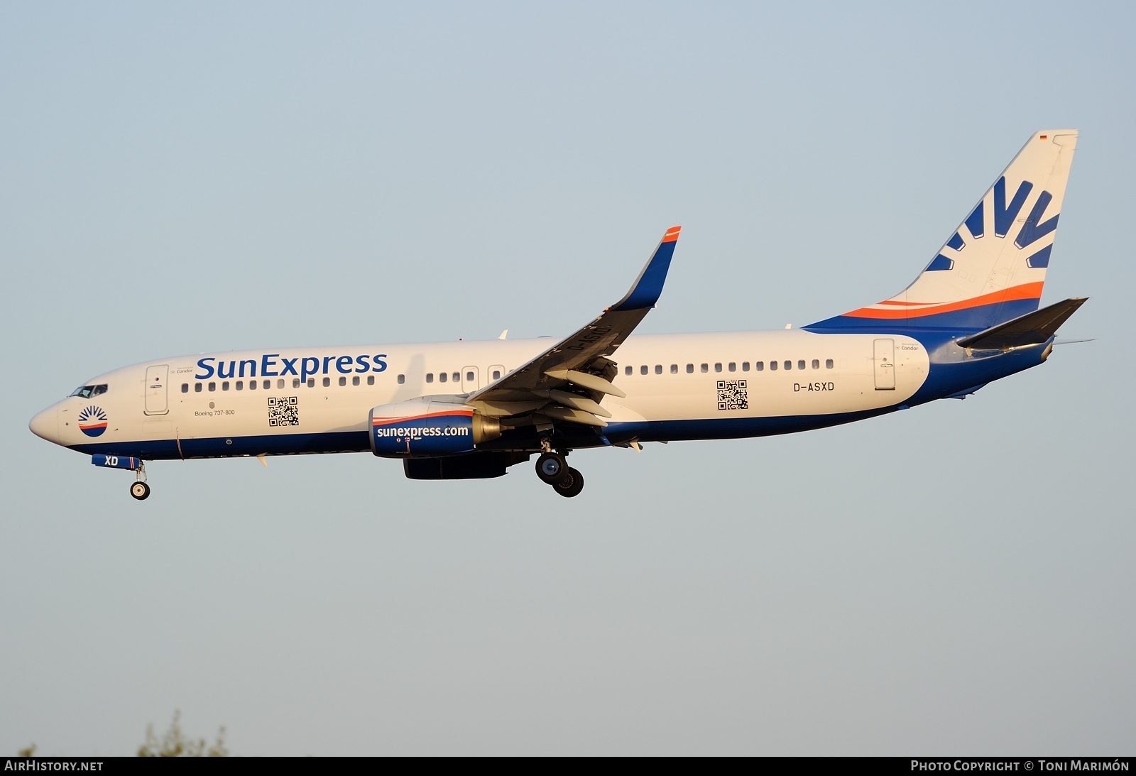 Aircraft Photo of D-ASXD | Boeing 737-8AS | SunExpress | AirHistory.net #223953