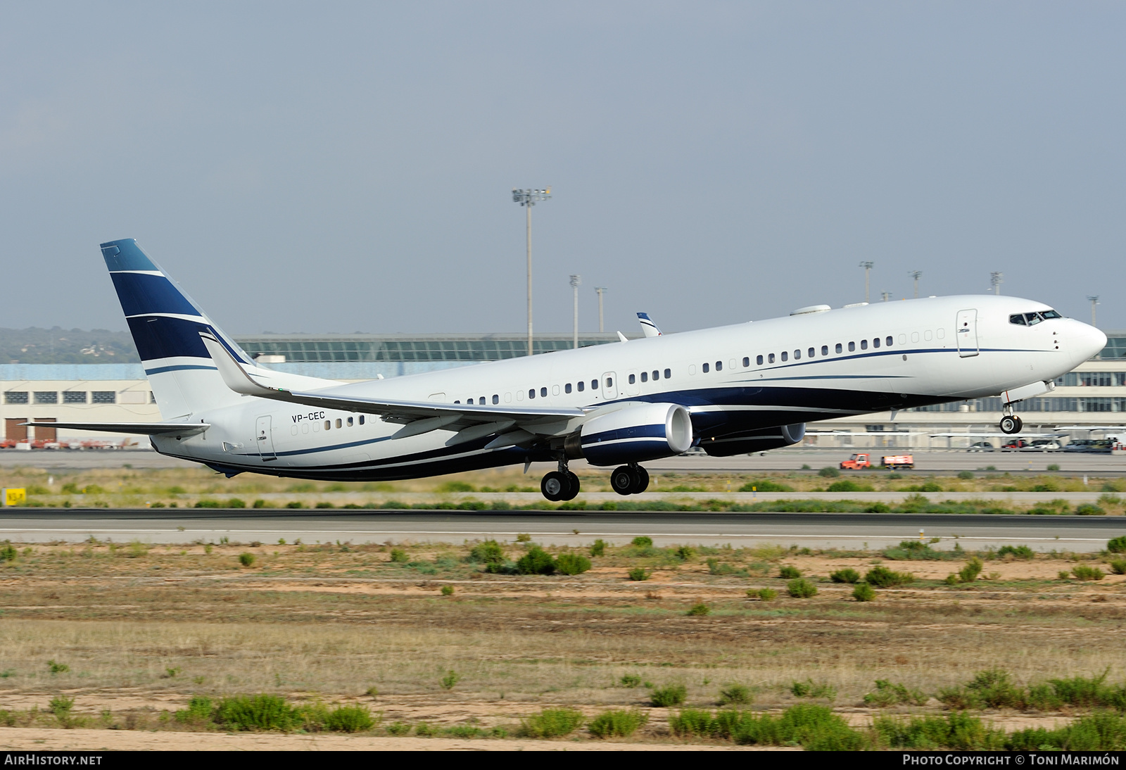Aircraft Photo of VP-CEC | Boeing 737-9HW/ER BBJ3 | Mid East Jet | AirHistory.net #223954