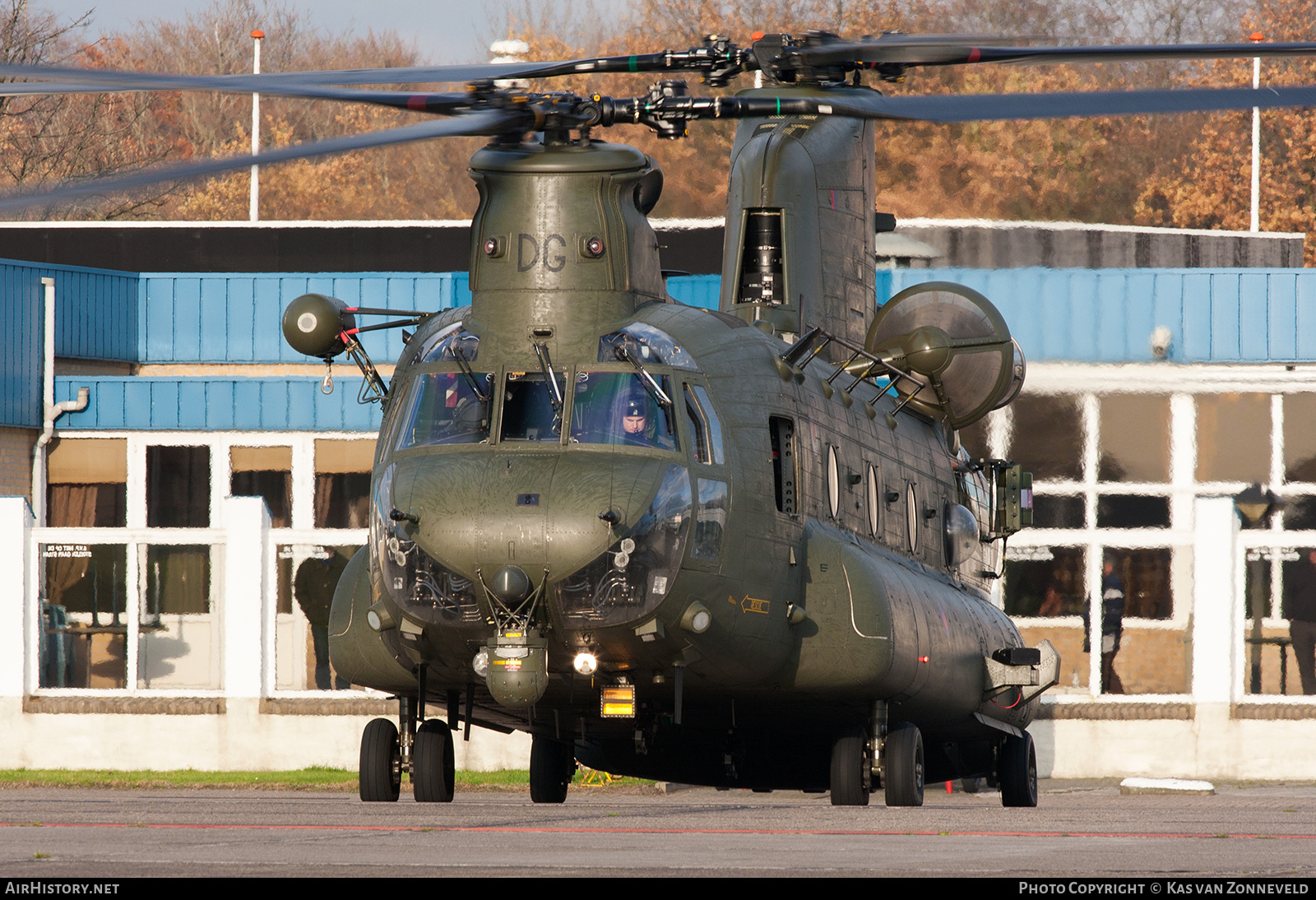 Aircraft Photo of ZD983 | Boeing Chinook HC2 (352) | UK - Air Force | AirHistory.net #224074
