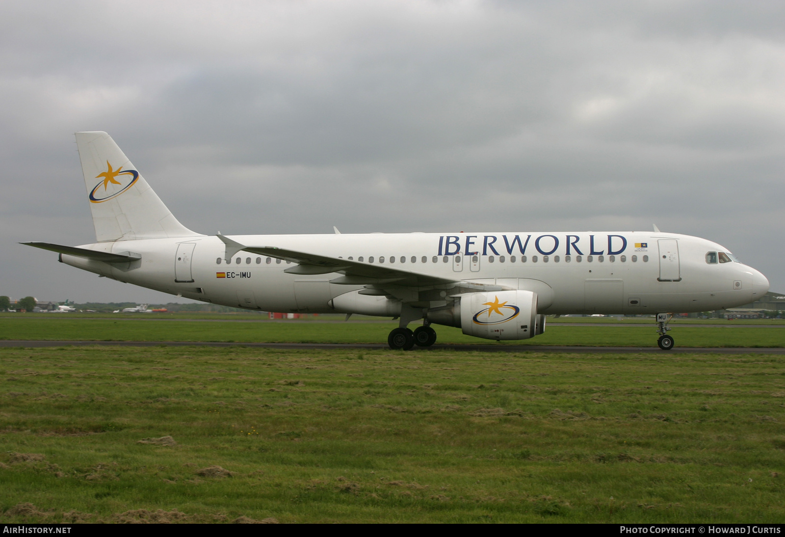 Aircraft Photo of EC-IMU | Airbus A320-214 | Iberworld Airlines | AirHistory.net #224152