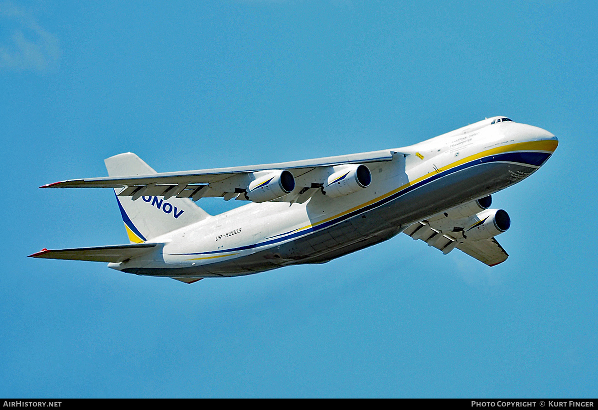 Aircraft Photo of UR-82009 | Antonov An-124-100M-150 Ruslan | Antonov Airlines | AirHistory.net #224156