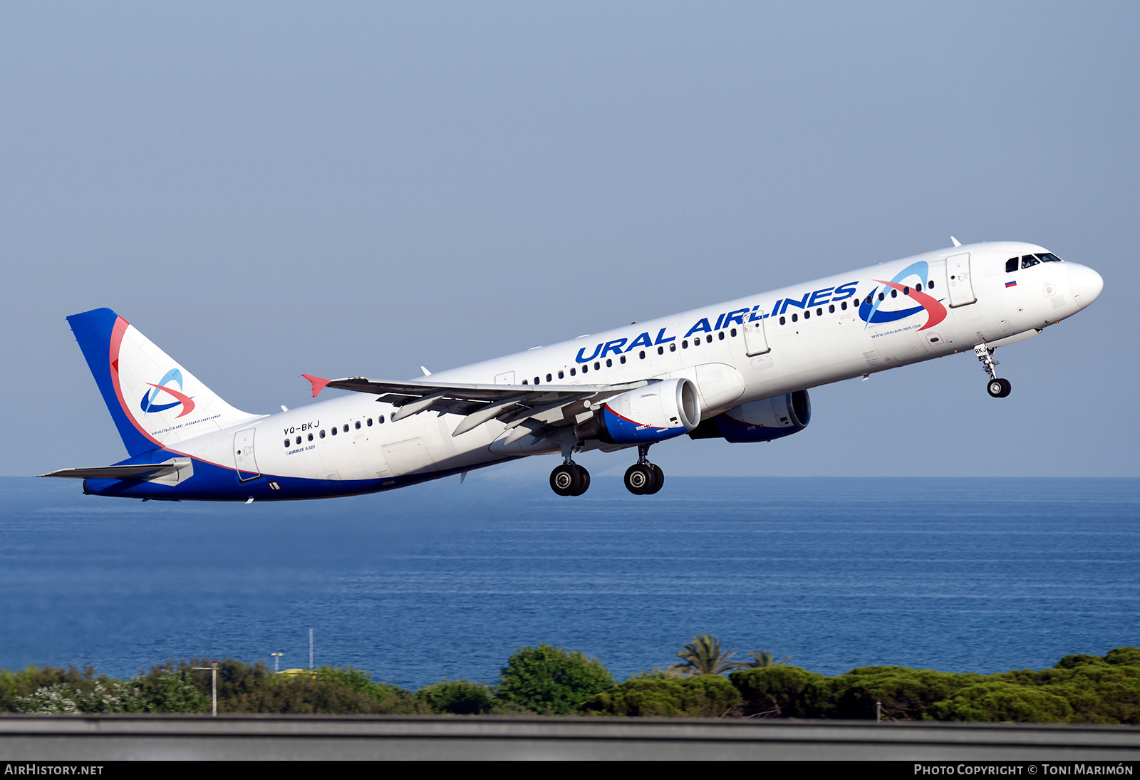 Aircraft Photo of VQ-BKJ | Airbus A321-211 | Ural Airlines | AirHistory.net #224239
