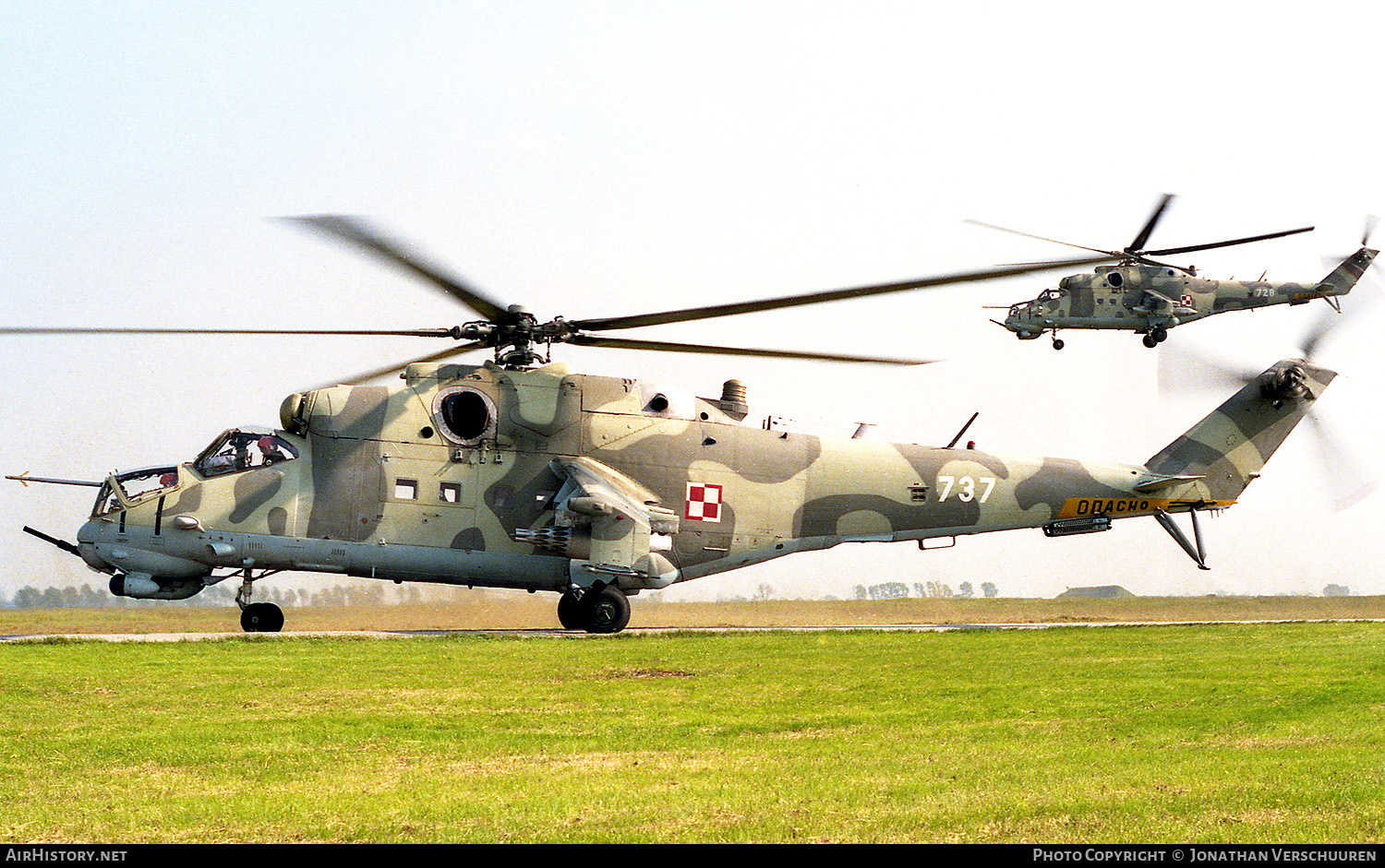 Aircraft Photo of 737 | Mil Mi-24W | Poland - Air Force | AirHistory.net #224277