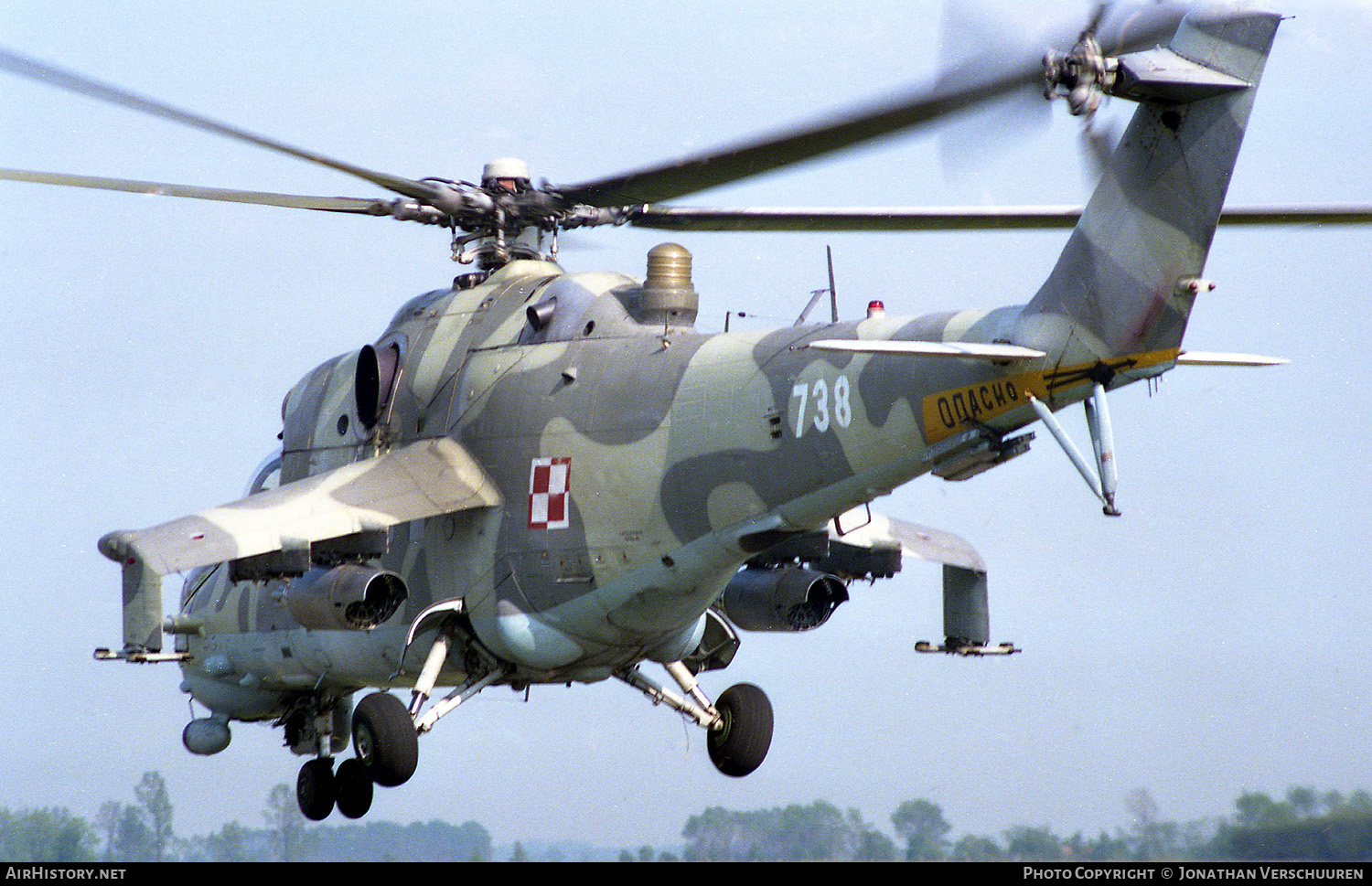 Aircraft Photo of 738 | Mil Mi-24W | Poland - Army | AirHistory.net #224297