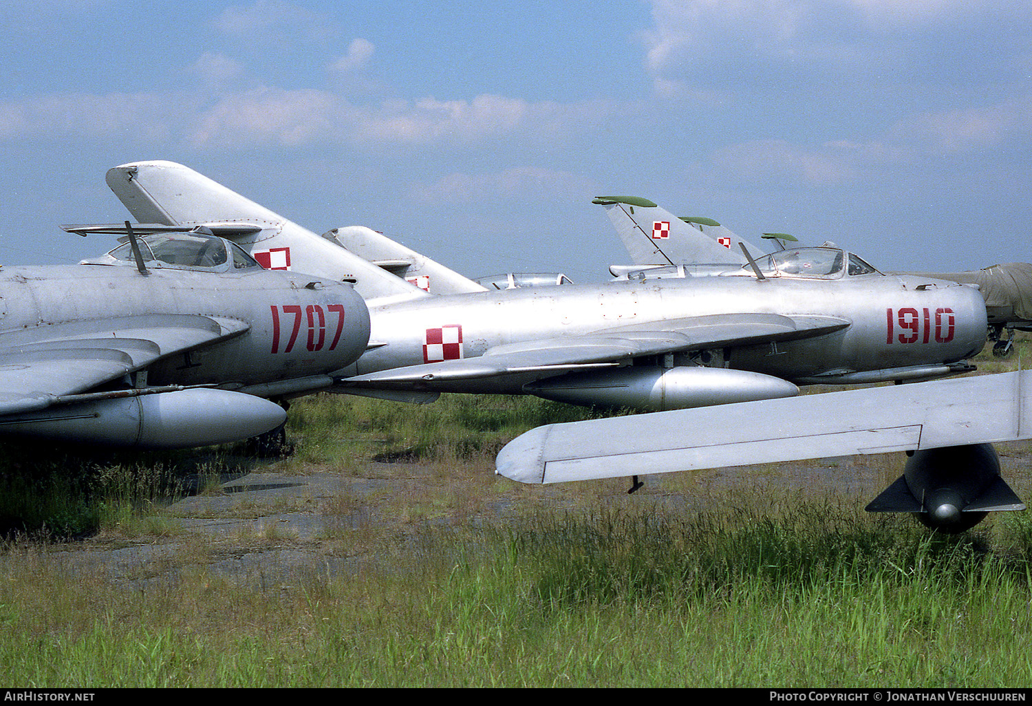 Aircraft Photo of 1910 | PZL-Mielec Lim-5 (MiG-17F) | Poland - Air Force | AirHistory.net #224367