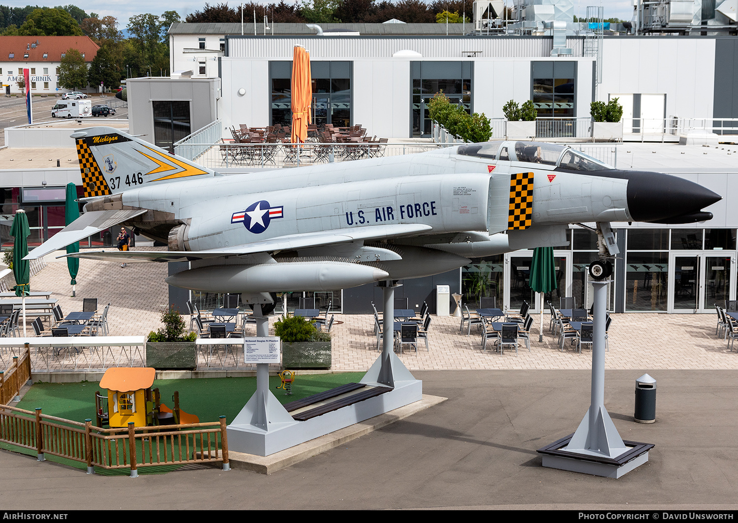 Aircraft Photo of 63-7446 / 37446 | McDonnell F-4C Phantom II | USA - Air Force | AirHistory.net #224388