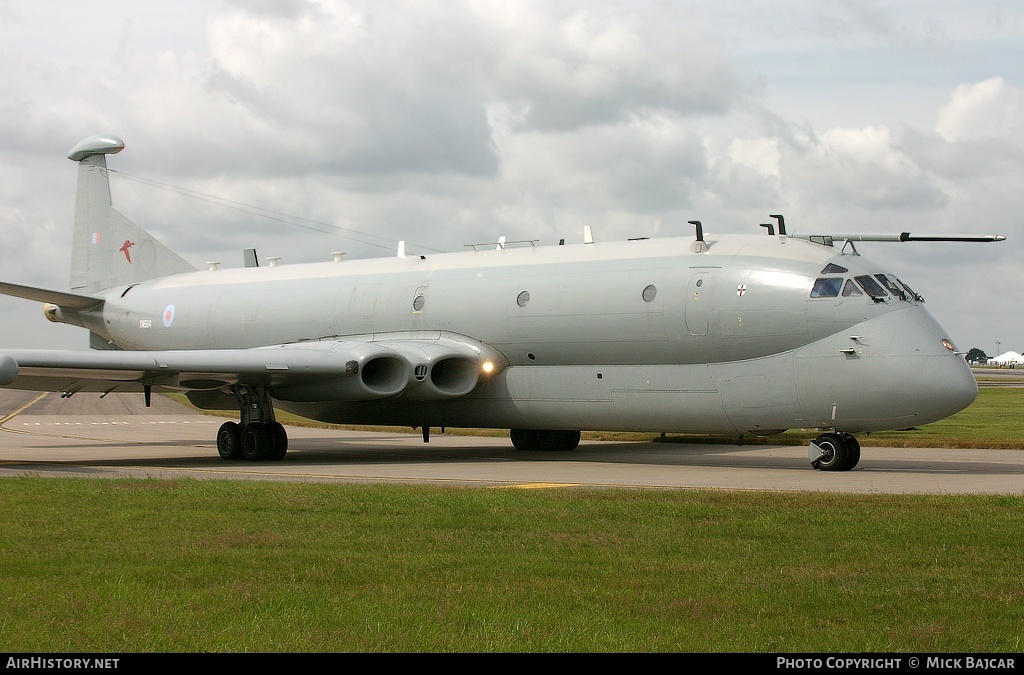 Aircraft Photo of XW664 | Hawker Siddeley Nimrod R1 | UK - Air Force | AirHistory.net #224392