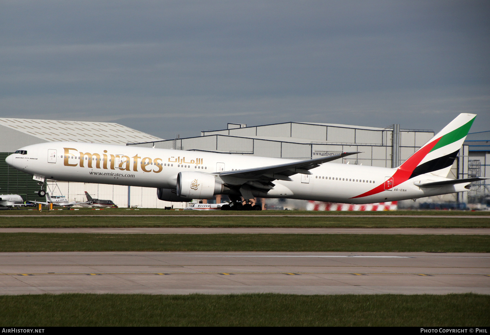 Aircraft Photo of A6-ENH | Boeing 777-31H/ER | Emirates | AirHistory.net #224445