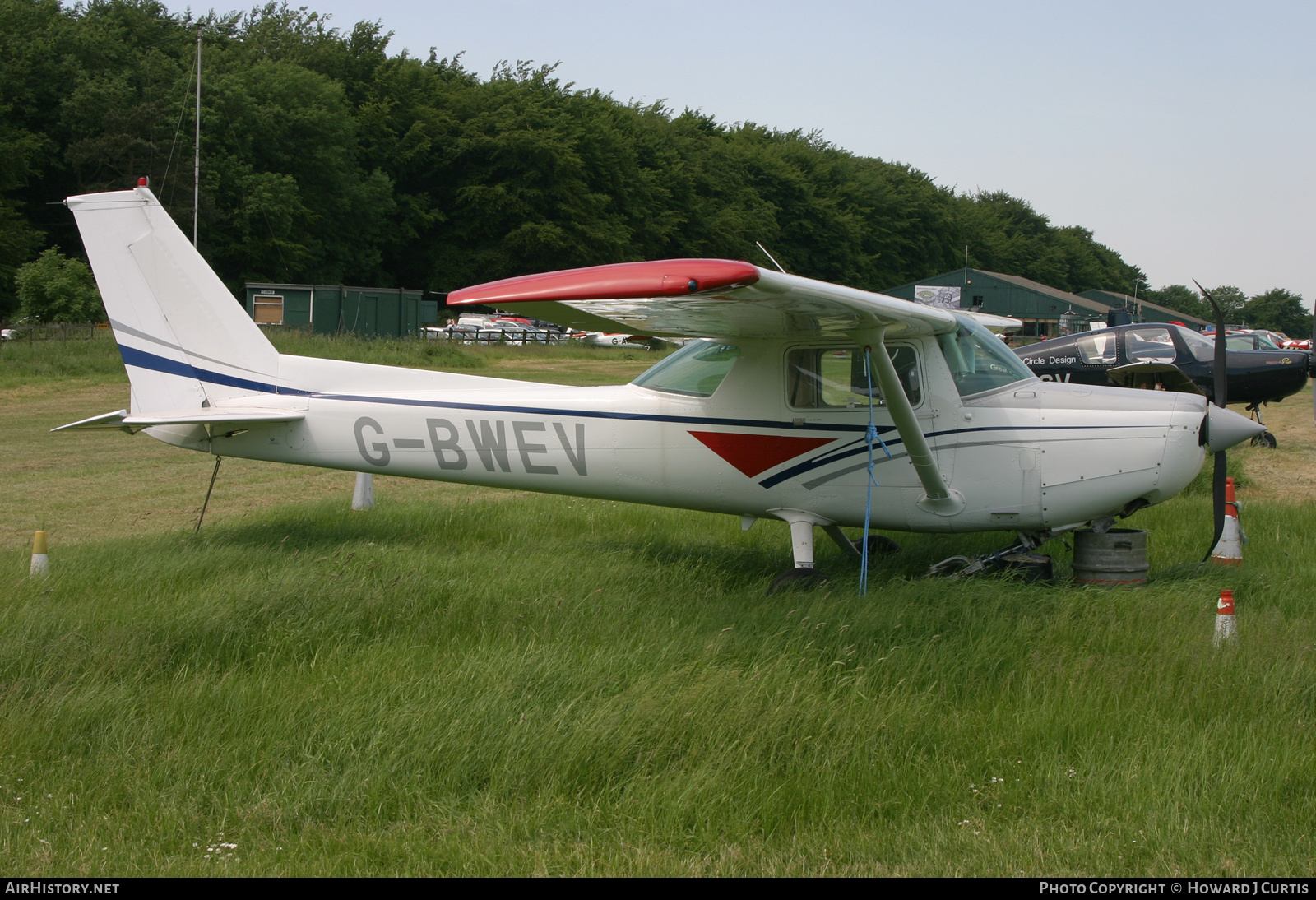 Aircraft Photo of G-BWEV | Cessna 152 | Old Sarum Flying Club | AirHistory.net #224446