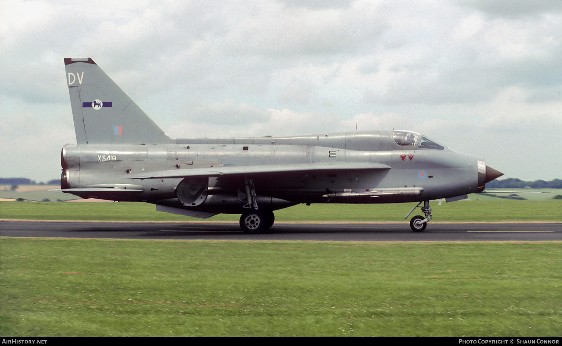 Aircraft Photo of XS419 | English Electric Lightning T5 | UK - Air Force | AirHistory.net #224451