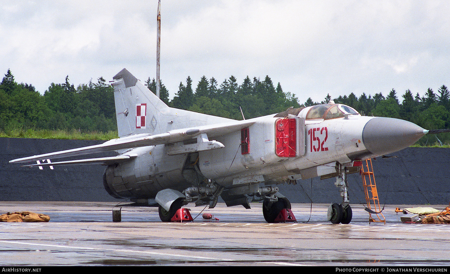 Aircraft Photo of 152 | Mikoyan-Gurevich MiG-23MF | Poland - Air Force | AirHistory.net #224494
