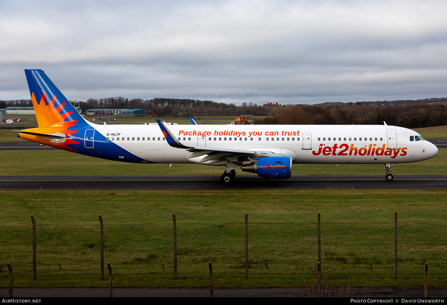 Aircraft Photo of G-HLYF | Airbus A321-211 | Jet2 Holidays | AirHistory.net #224496