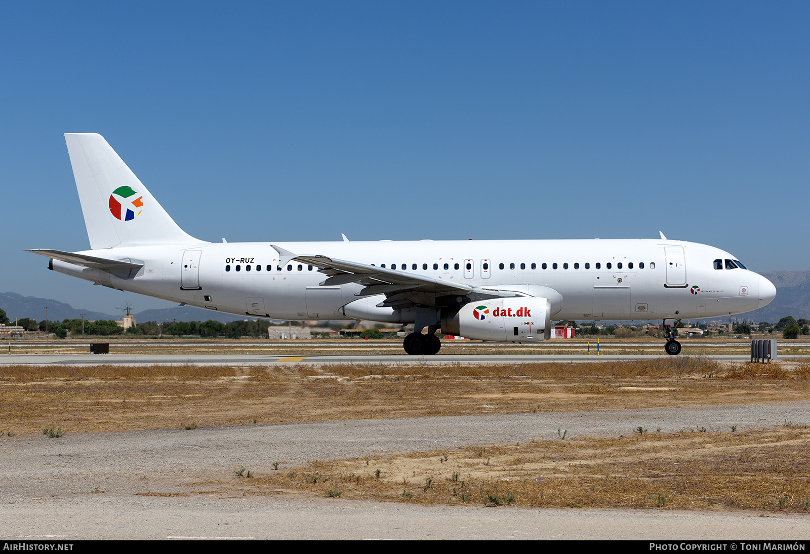 Aircraft Photo of OY-RUZ | Airbus A320-233 | Danish Air Transport - DAT | AirHistory.net #224543