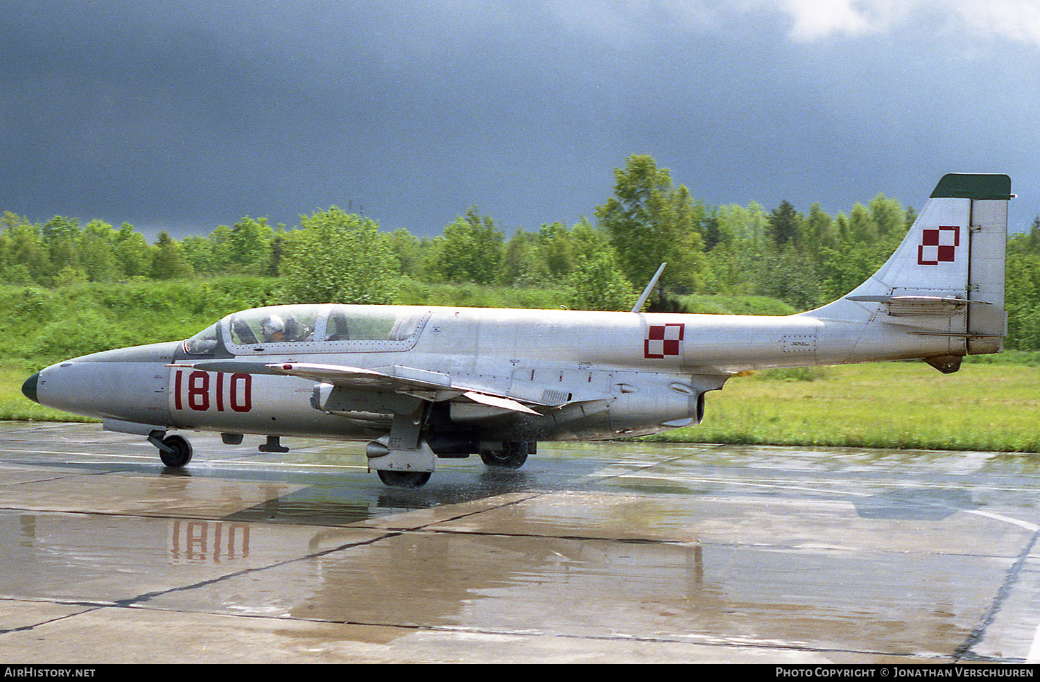 Aircraft Photo of 1810 | PZL-Mielec TS-11 Iskra bis DF | Poland - Air Force | AirHistory.net #224546
