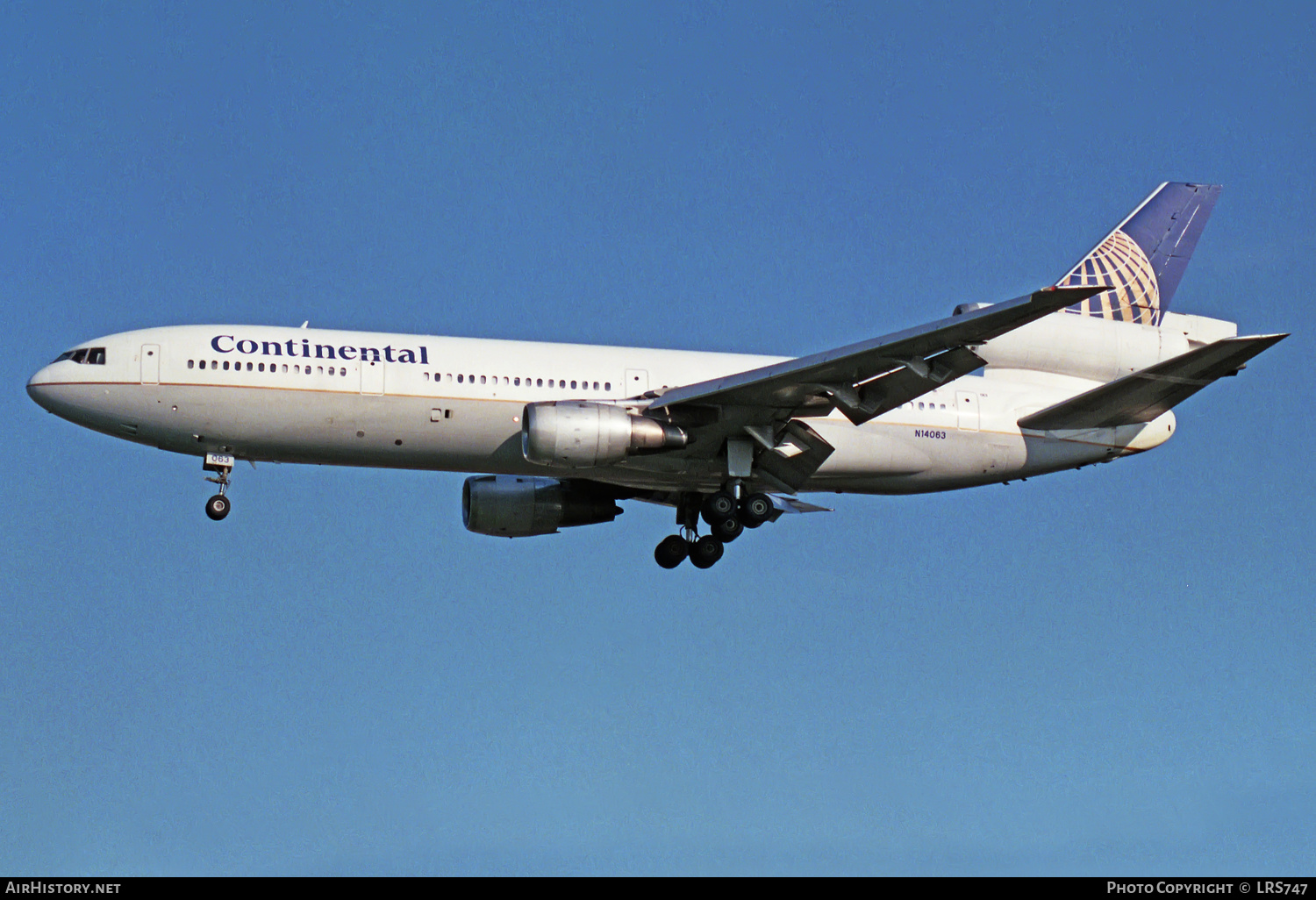 Aircraft Photo of N14063 | McDonnell Douglas DC-10-30 | Continental Airlines | AirHistory.net #224695