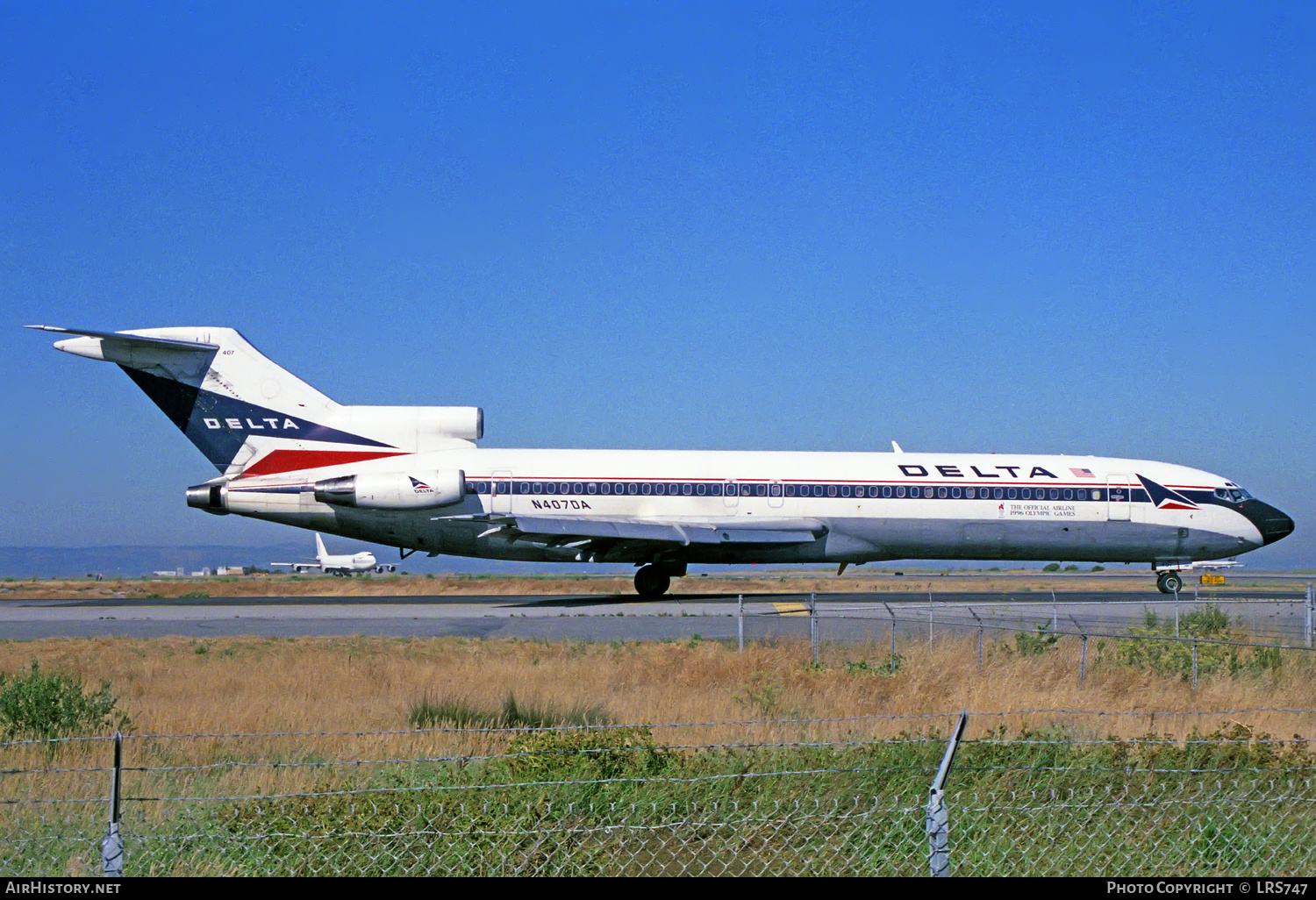 Aircraft Photo of N407DA | Boeing 727-232/Adv | Delta Air Lines | AirHistory.net #224720