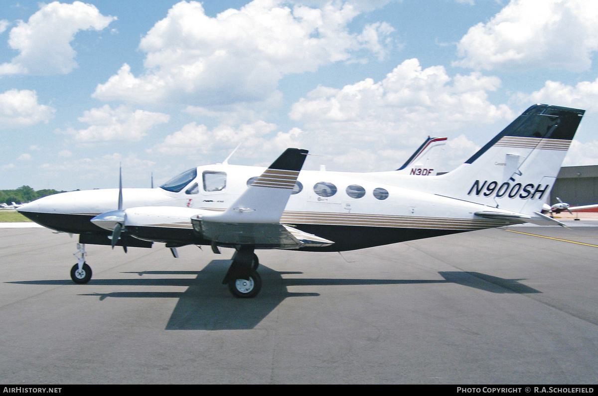 Aircraft Photo of N900SH | Cessna 414A Chancellor | AirHistory.net #224887