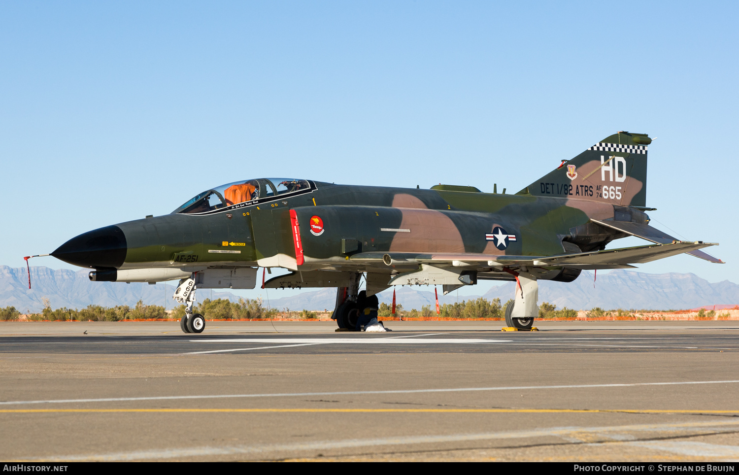 Aircraft Photo of 74-0665 / AF74-665 | McDonnell Douglas QF-4E Phantom II | USA - Air Force | AirHistory.net #225066