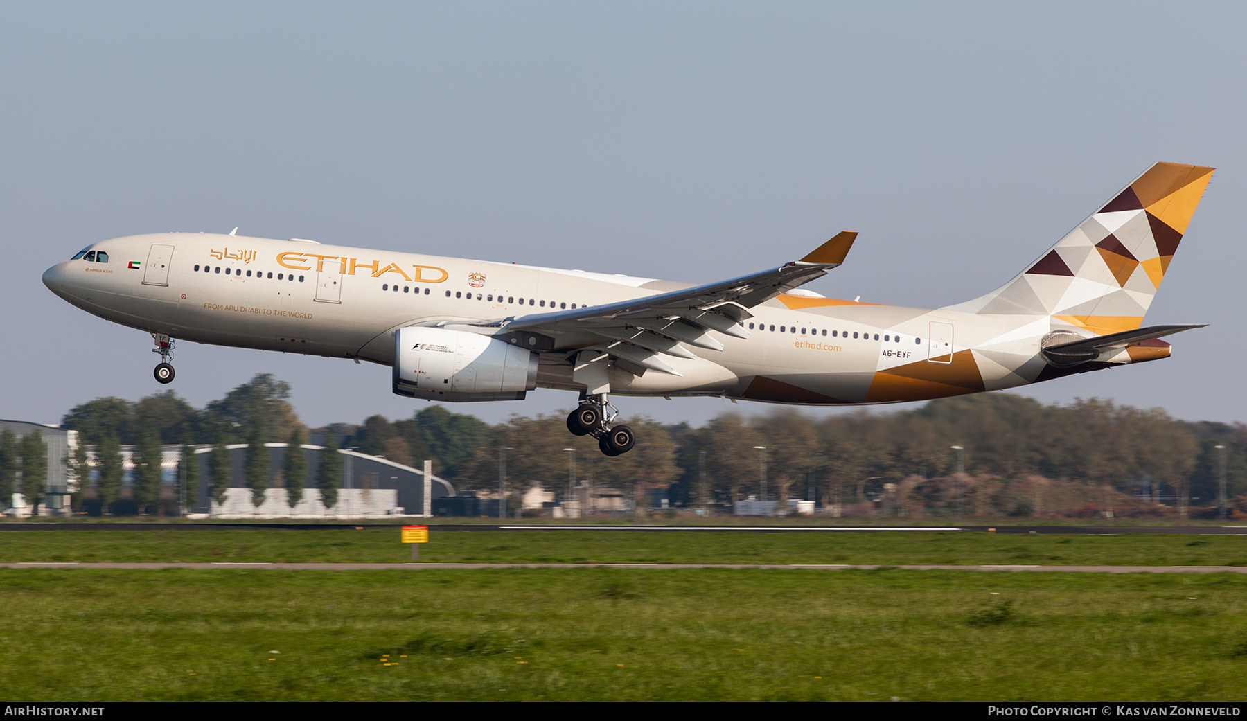 Aircraft Photo of A6-EYF | Airbus A330-243 | Etihad Airways | AirHistory.net #225196