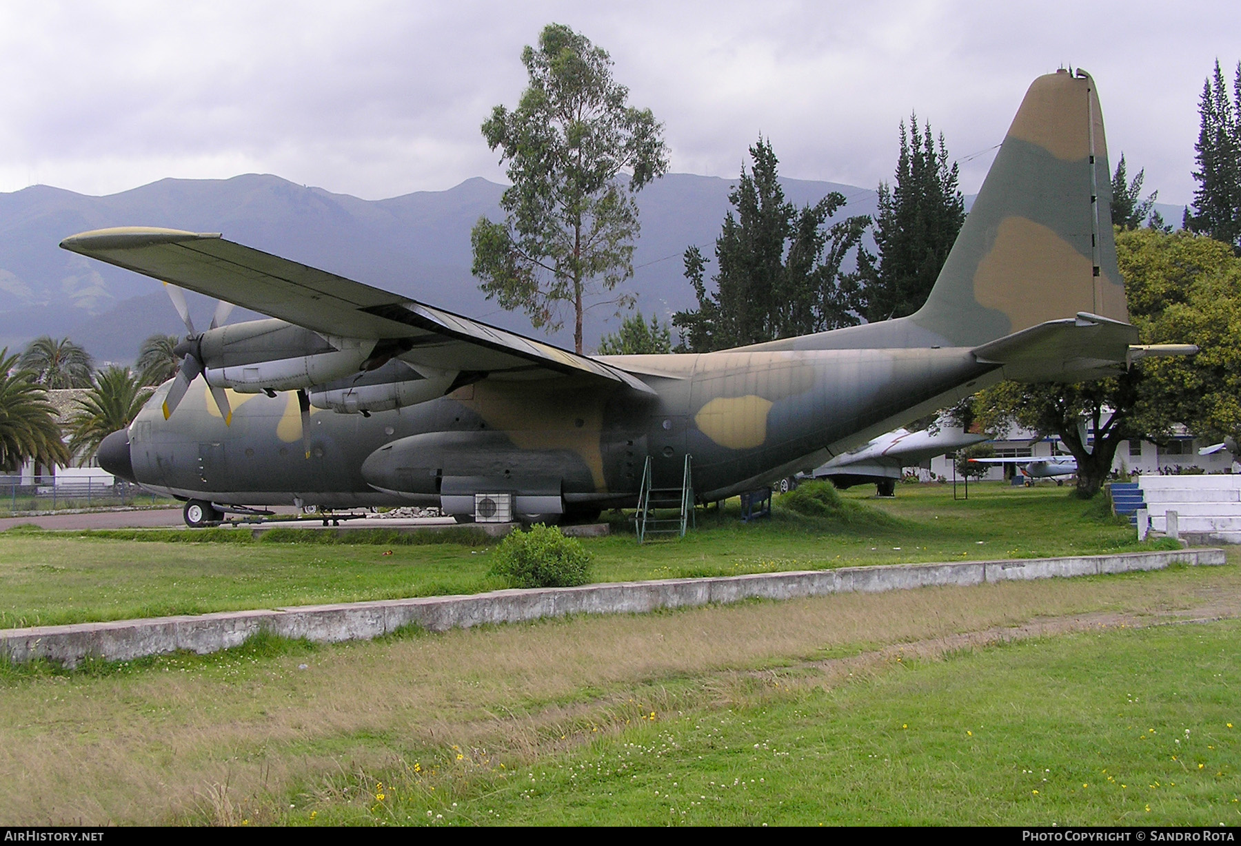 Aircraft Photo of FAE-897 | Lockheed C-130B Hercules (L-282) | Ecuador - Air Force | AirHistory.net #225365