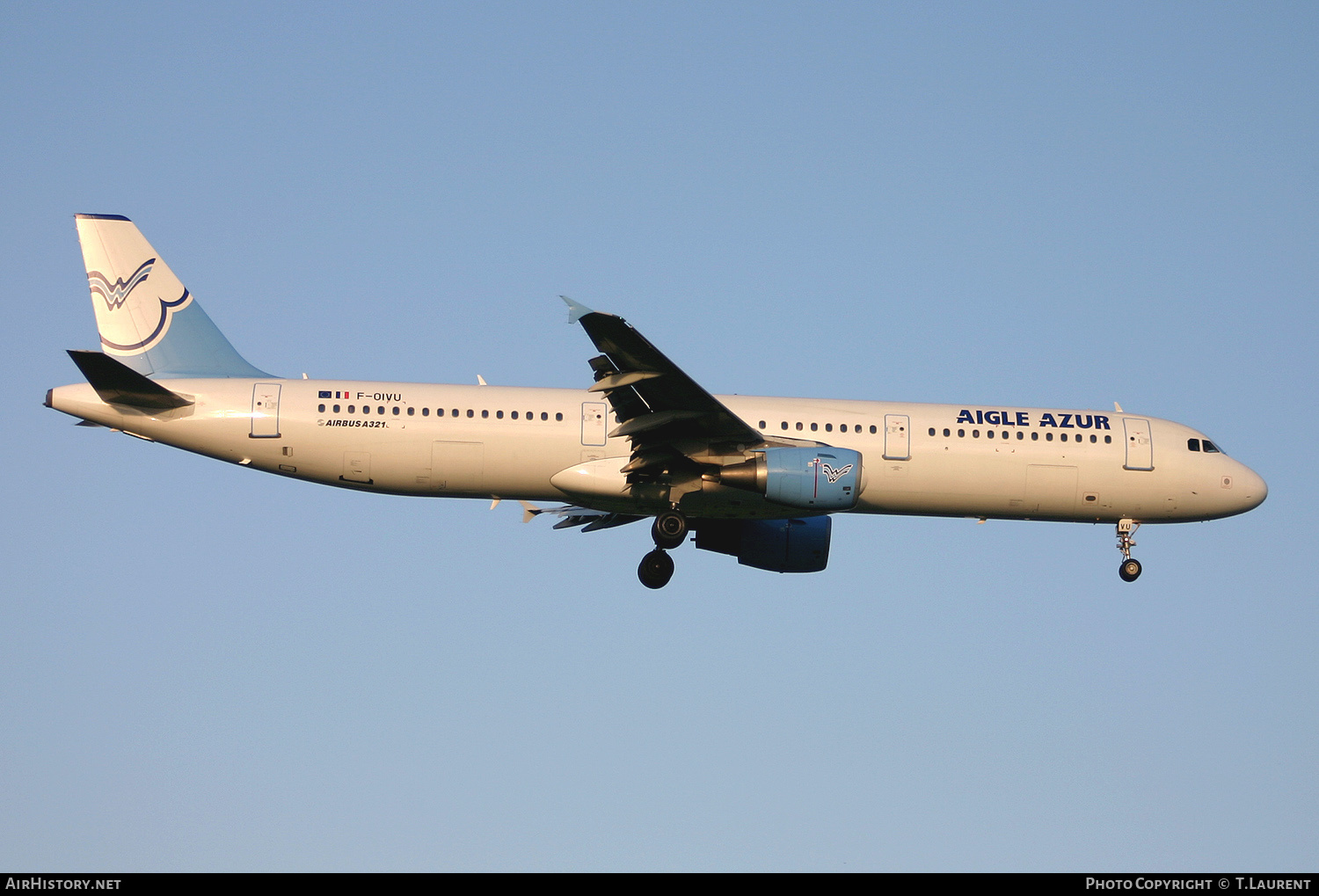 Aircraft Photo of F-OIVU | Airbus A321-211 | Aigle Azur | AirHistory.net #225371