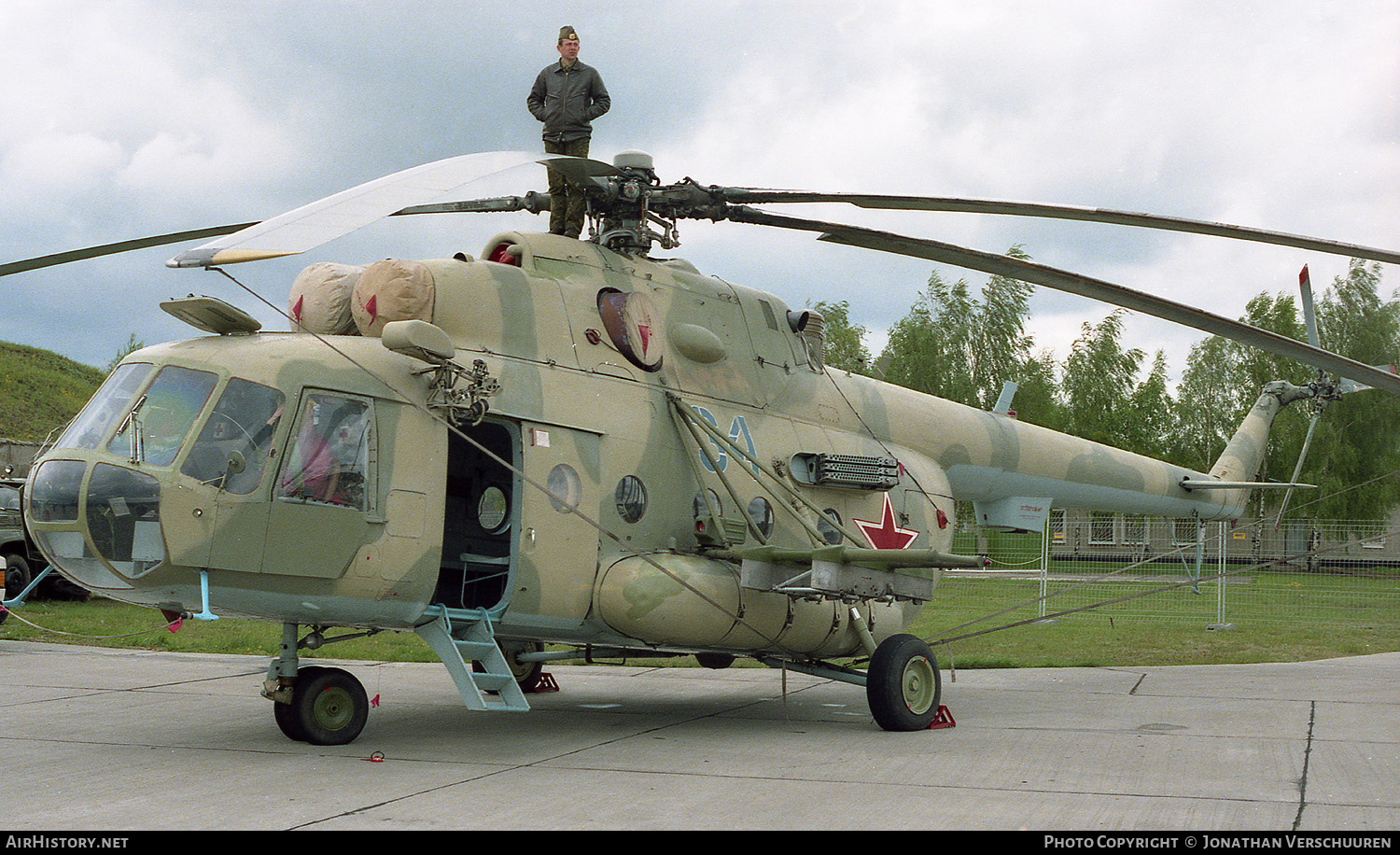 Aircraft Photo of 34 | Mil Mi-8MTV | Russia - Air Force | AirHistory.net #225450