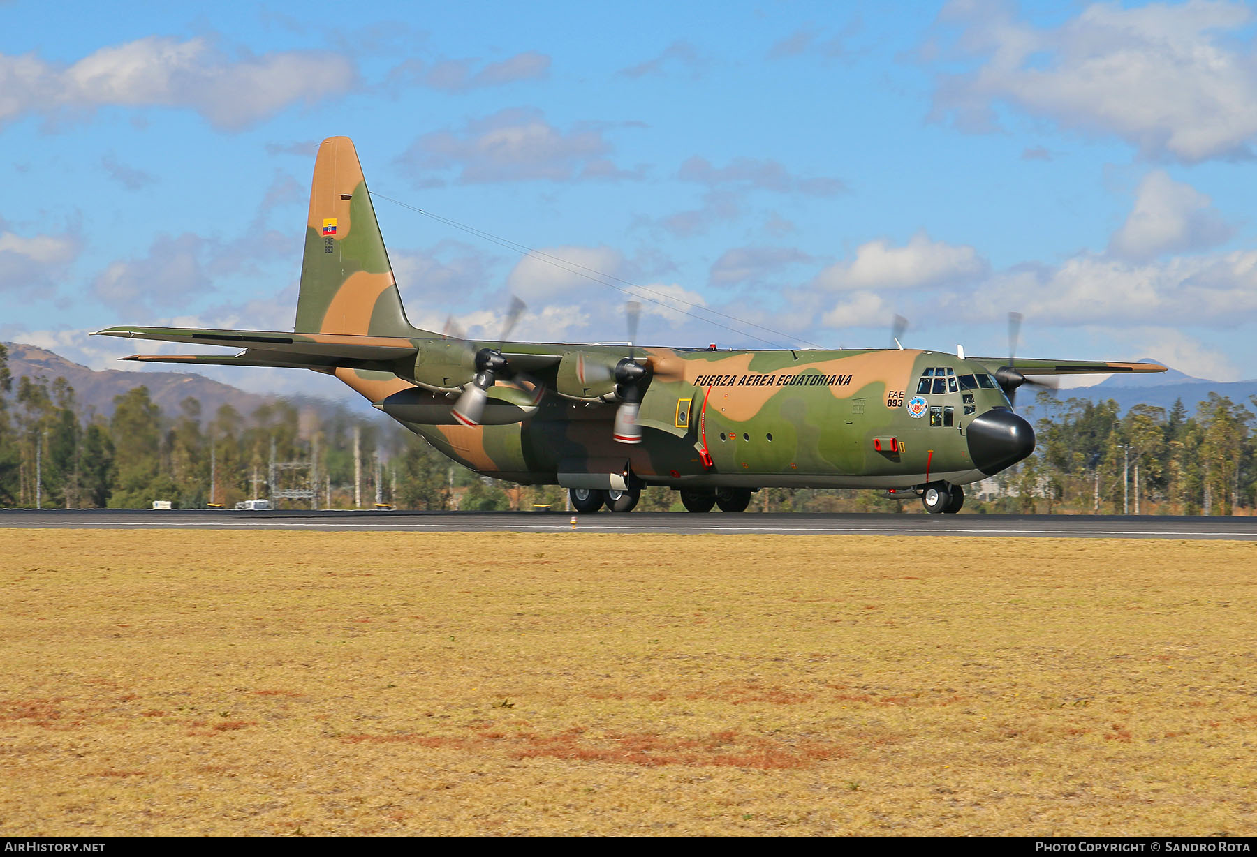 Aircraft Photo of FAE-893 | Lockheed L-100-30 Hercules (382G) | Ecuador - Air Force | AirHistory.net #225465