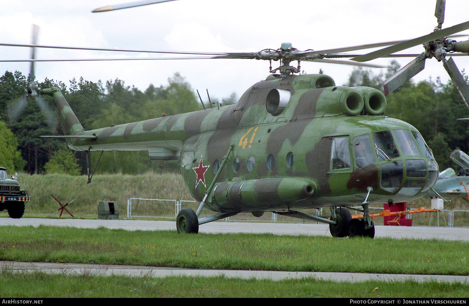Aircraft Photo of 41 | Mil Mi-8T | Russia - Air Force | AirHistory.net #225509
