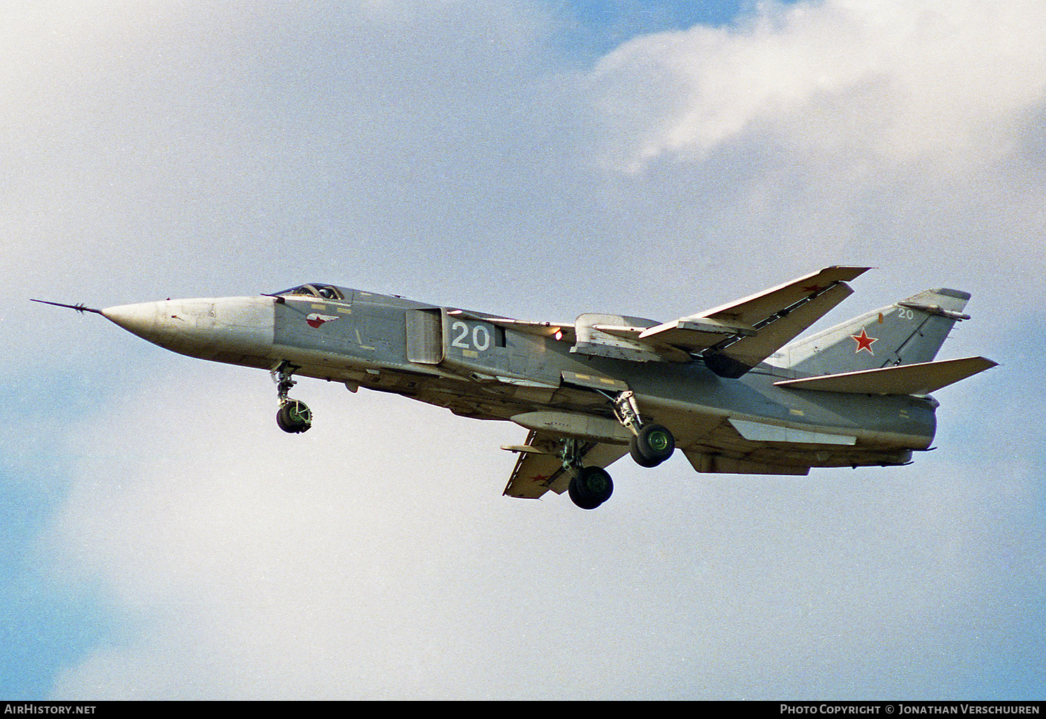 Aircraft Photo of 20 white | Sukhoi Su-24MR | Soviet Union - Air Force | AirHistory.net #225588