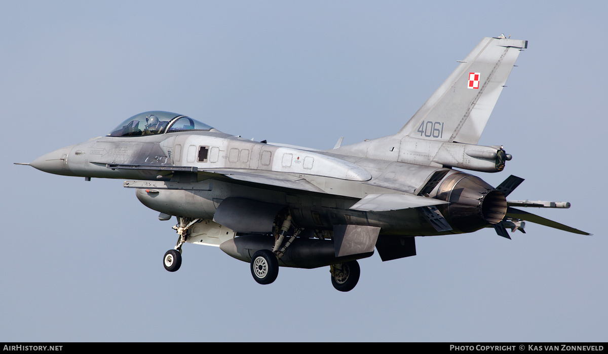 Aircraft Photo of 4061 | Lockheed Martin F-16CJ Fighting Falcon | Poland - Air Force | AirHistory.net #225610