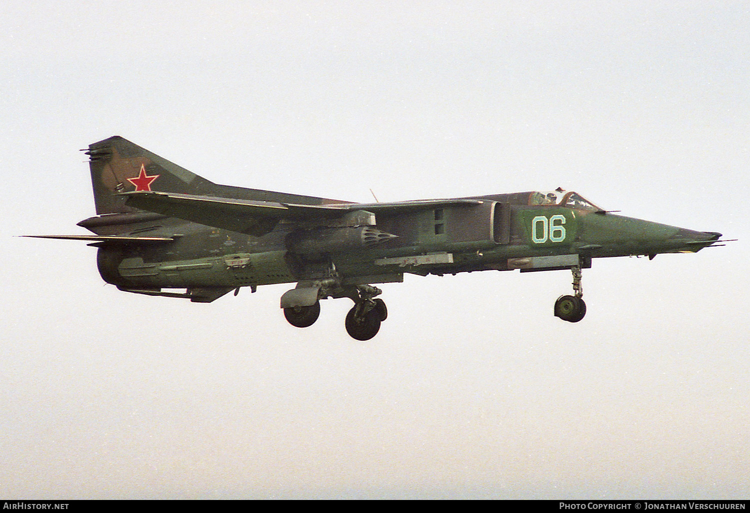 Aircraft Photo of 06 | Mikoyan-Gurevich MiG-27K | Soviet Union - Air Force | AirHistory.net #225712