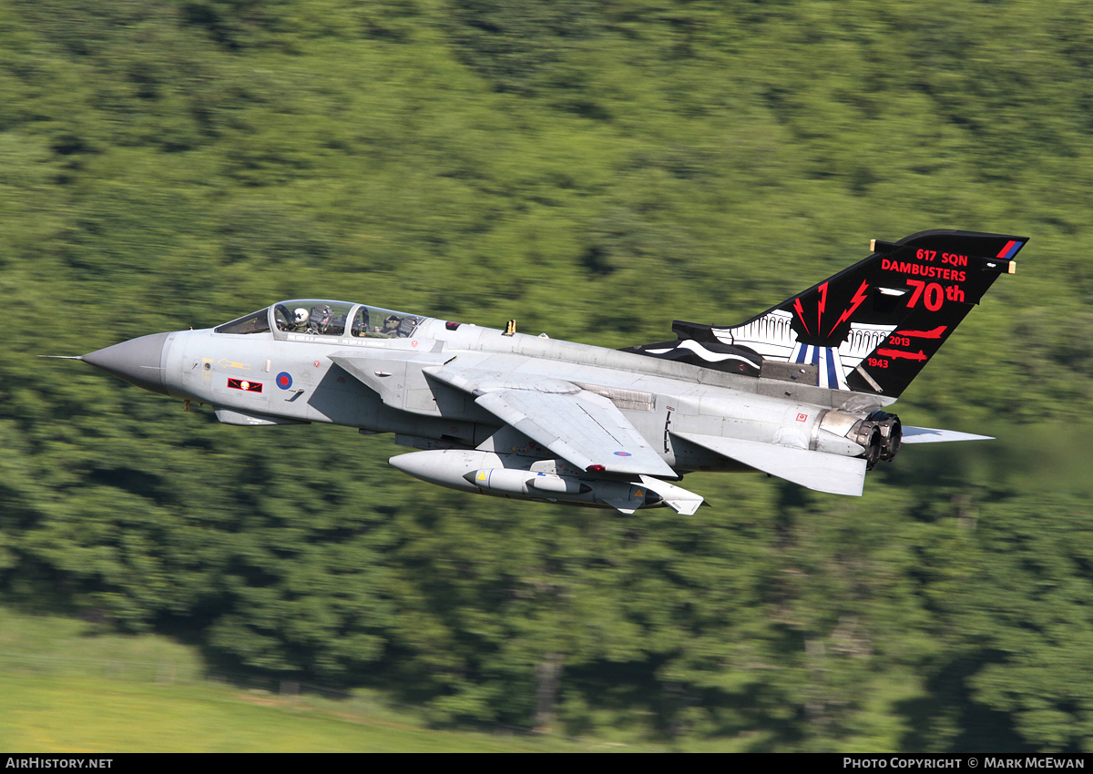 Aircraft Photo of ZA412 | Panavia Tornado GR4 | UK - Air Force | AirHistory.net #225772