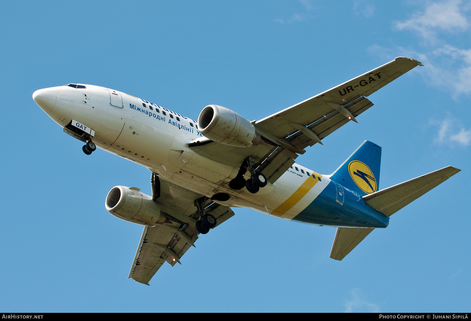 Aircraft Photo of UR-GAT | Boeing 737-528 | Ukraine International Airlines | AirHistory.net #225794