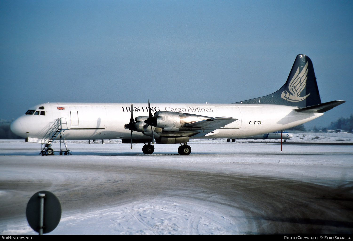 Aircraft Photo of G-FIZU | Lockheed L-188C(F) Electra | Hunting Cargo Airlines | AirHistory.net #225850